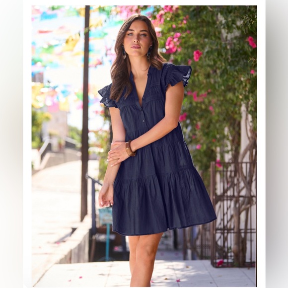 Boston Proper Dresses & Skirts - Boston Proper Tiered Sleeveless Shift Dress- Size Small